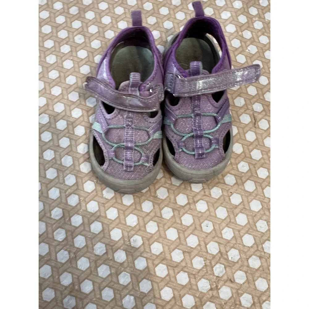 Oshkosh B'Gosh Iridescent Sandals Toddler Size‎ 10